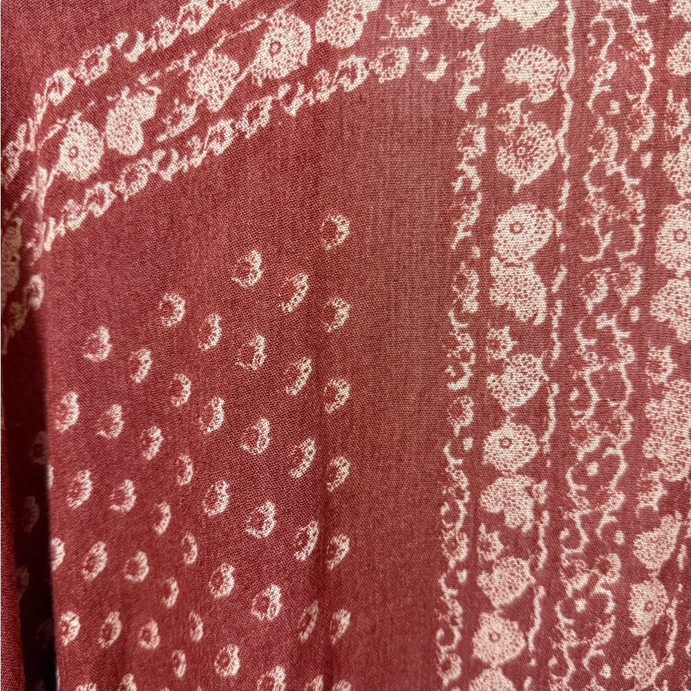 Red Patterned Kimono - Picture 4 of 5